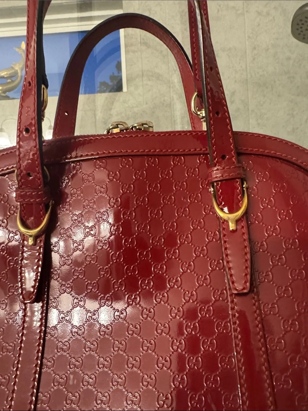 Gucci sleek vintage